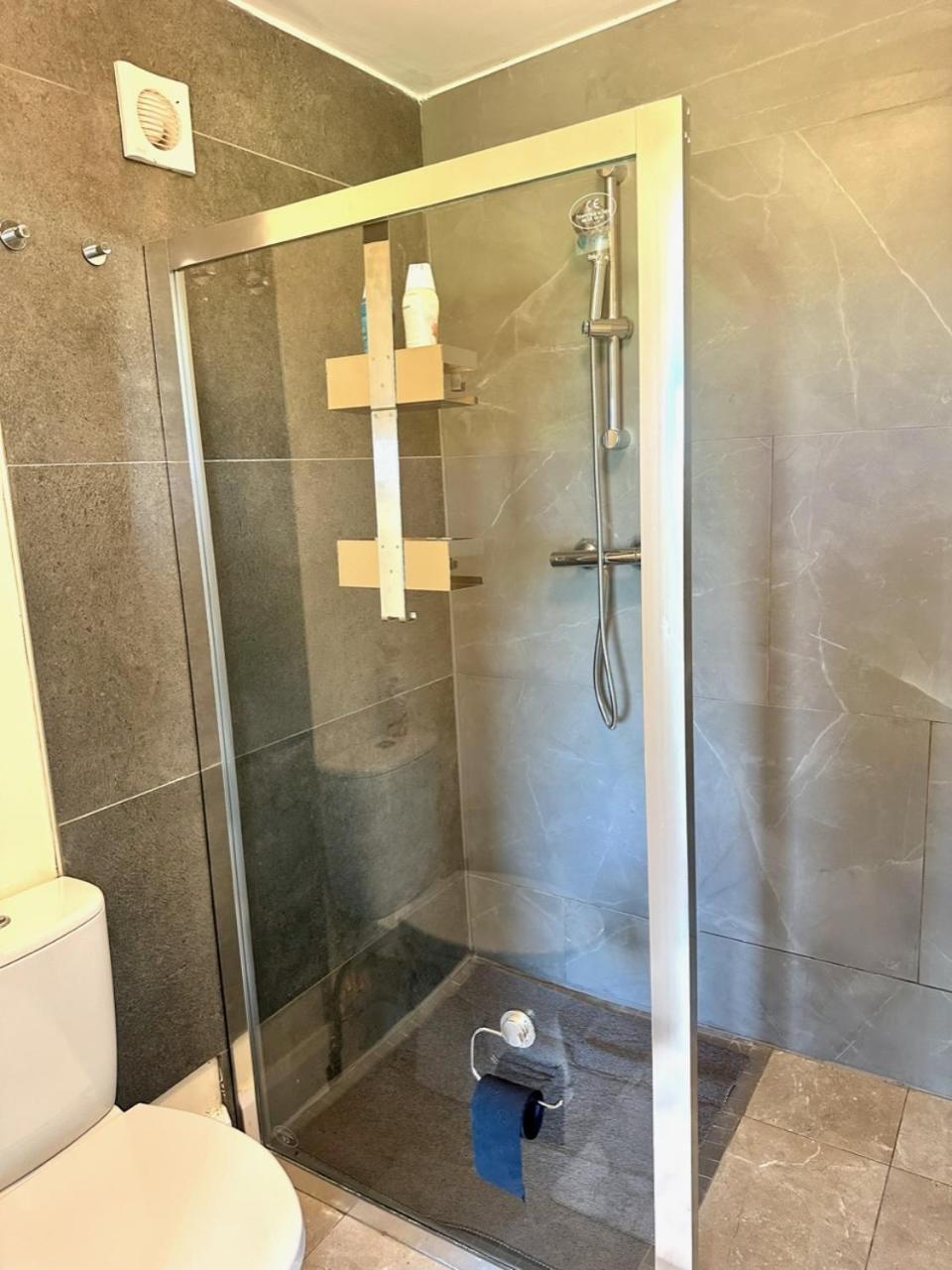 Kildare Luxury Suites Luaran gambar