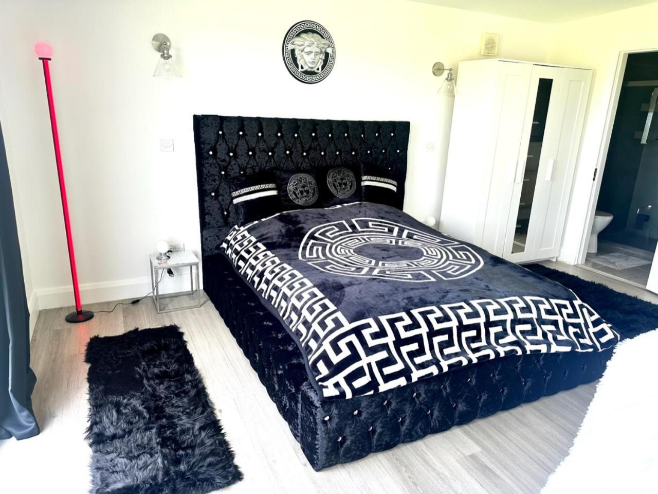 Kildare Luxury Suites Luaran gambar