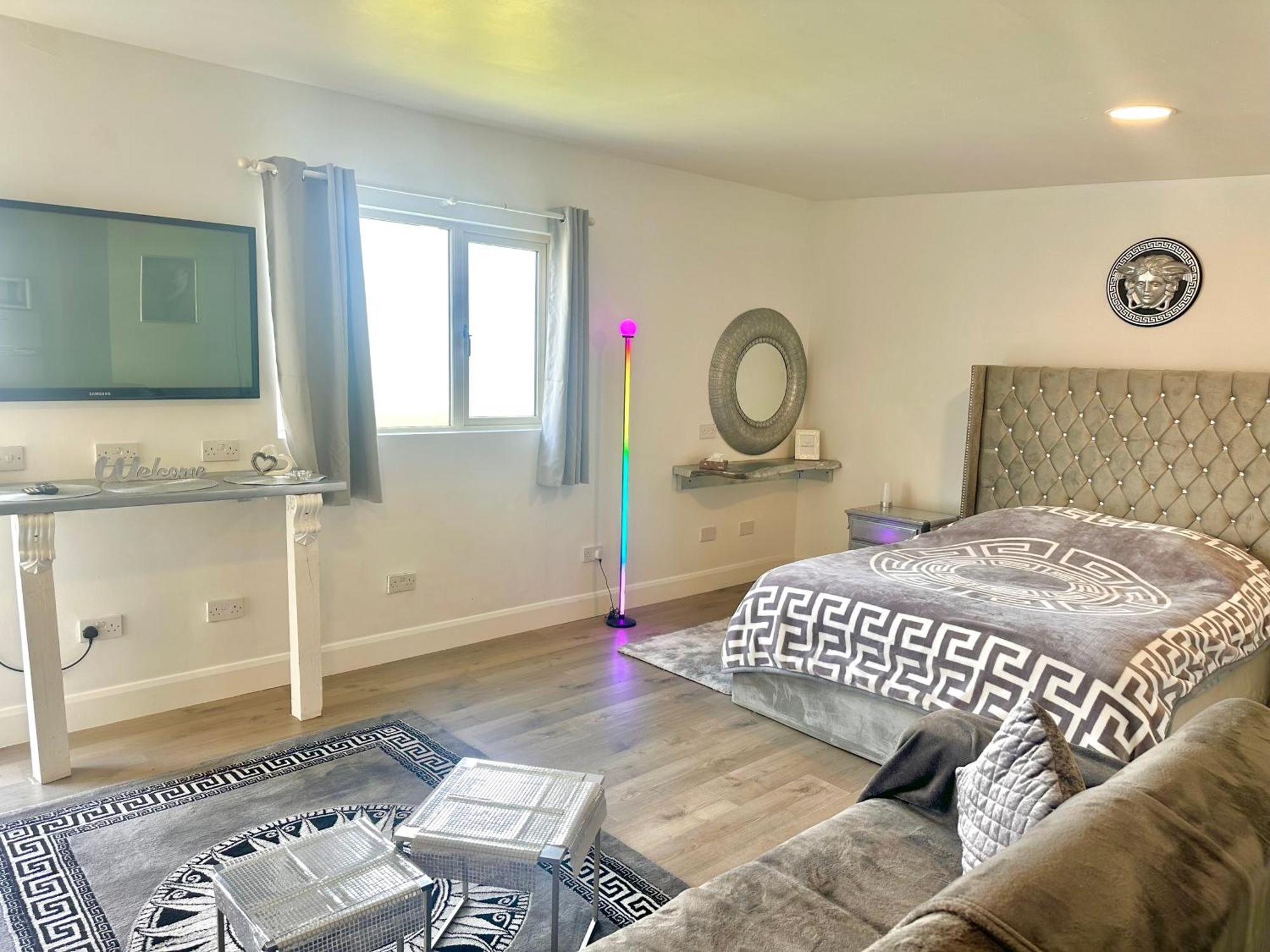 Kildare Luxury Suites Luaran gambar