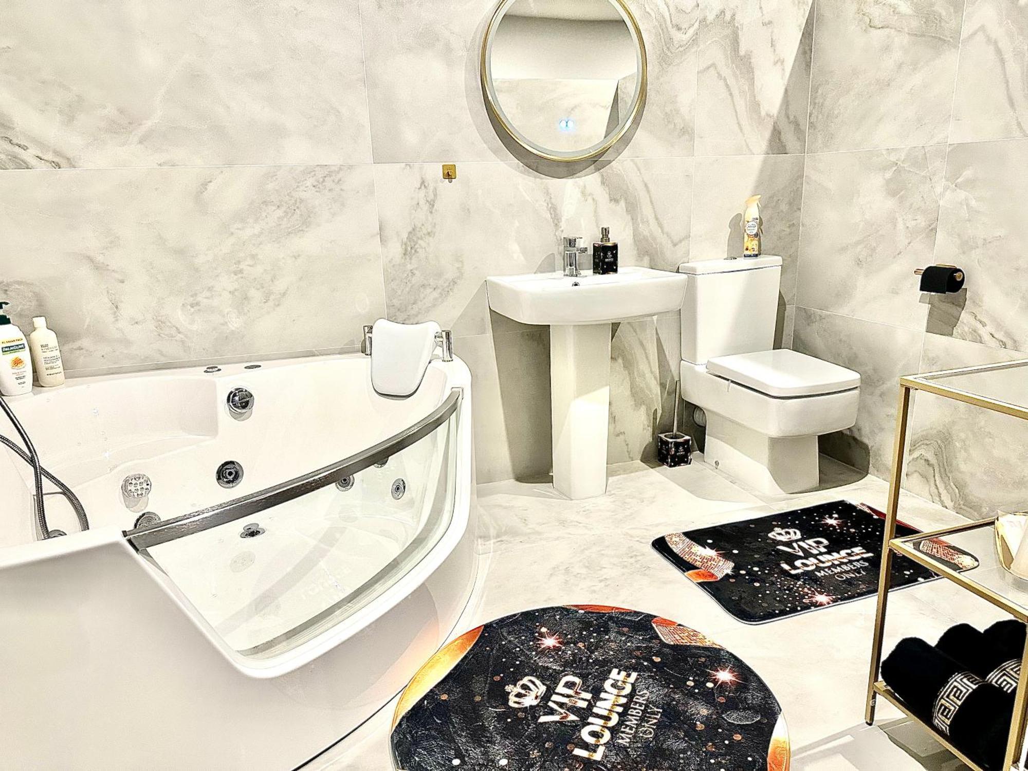 Kildare Luxury Suites Luaran gambar
