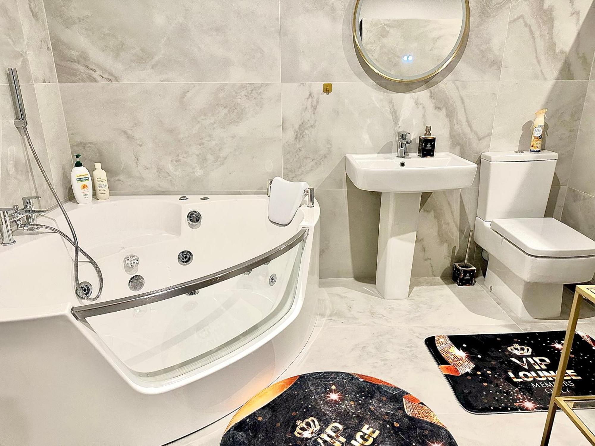 Kildare Luxury Suites Luaran gambar